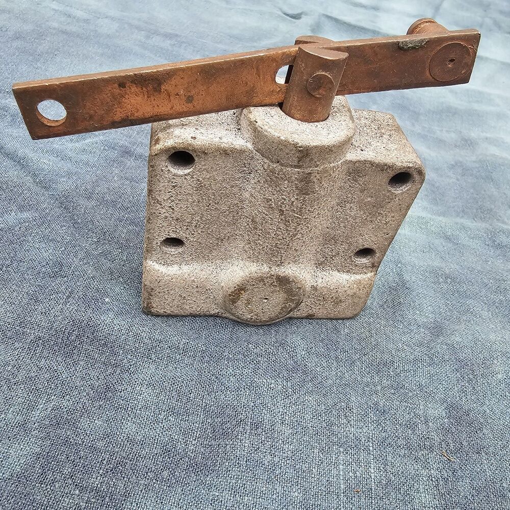 VTG Safe & Lock Copper & Die Cast Weight